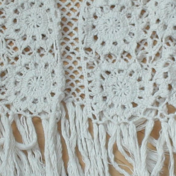 American Rag Fringed Cream M/L Vest (NWT) - Picture 4 of 4